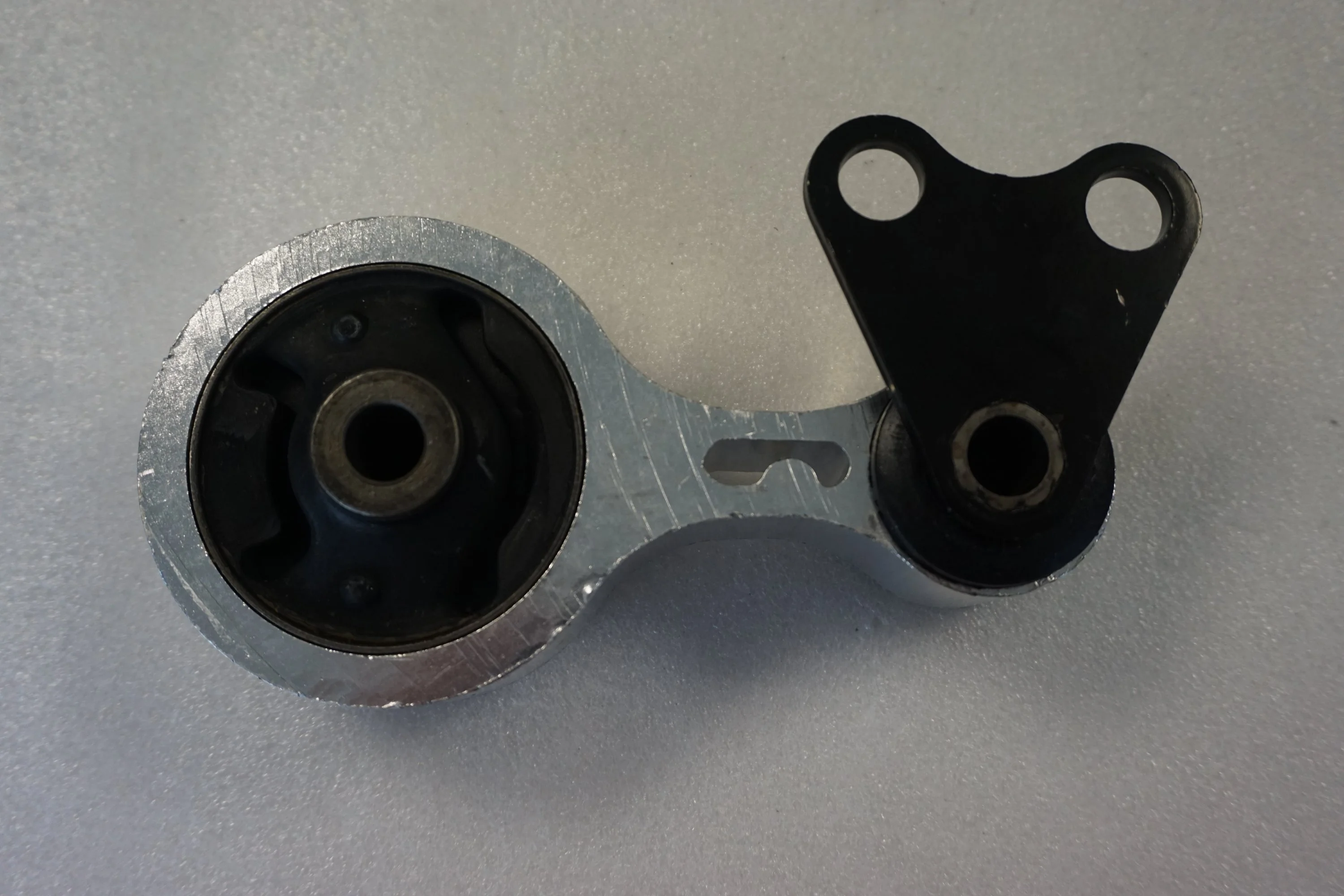 Good Quality Nature Rubber Parts Engine Mountings for Mazda 6 2008 GK2C-39-040