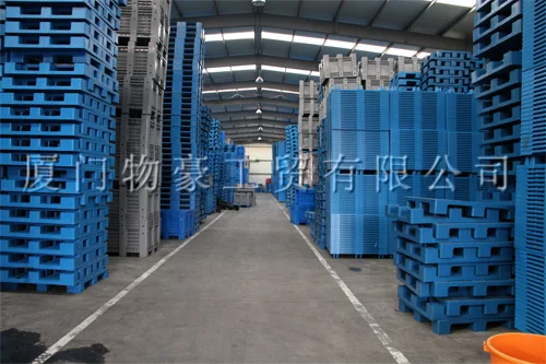 Logistics Warehouse Heavy Duty Stackable Reinforced Plastic Type Euro Pallets