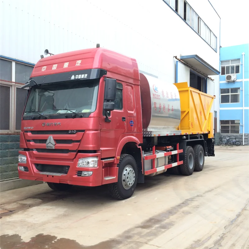 6x4 Sinotruck Synchronous Asphalt Chip Seal Sealer Sealing Truck including 8000 liters asphalt and 12000 grave tank