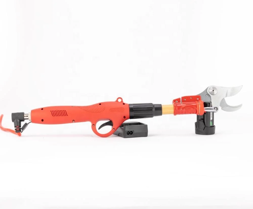 telescopic electric pruner for orchard and vineyard