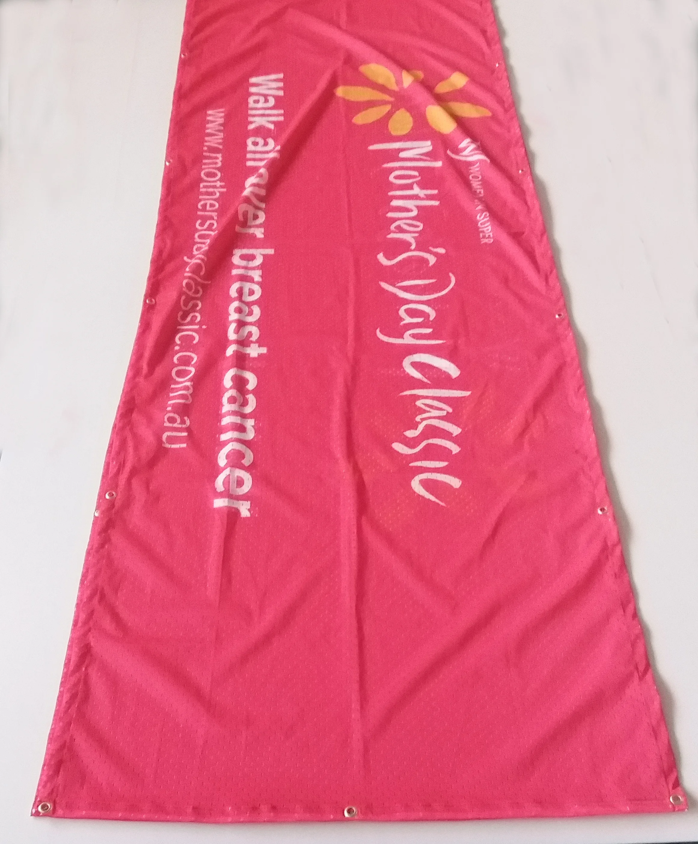 Outdoor Decorative Hanging Wall Decoration Polyester Mesh Hanging Wall Scroll Banner For Sport