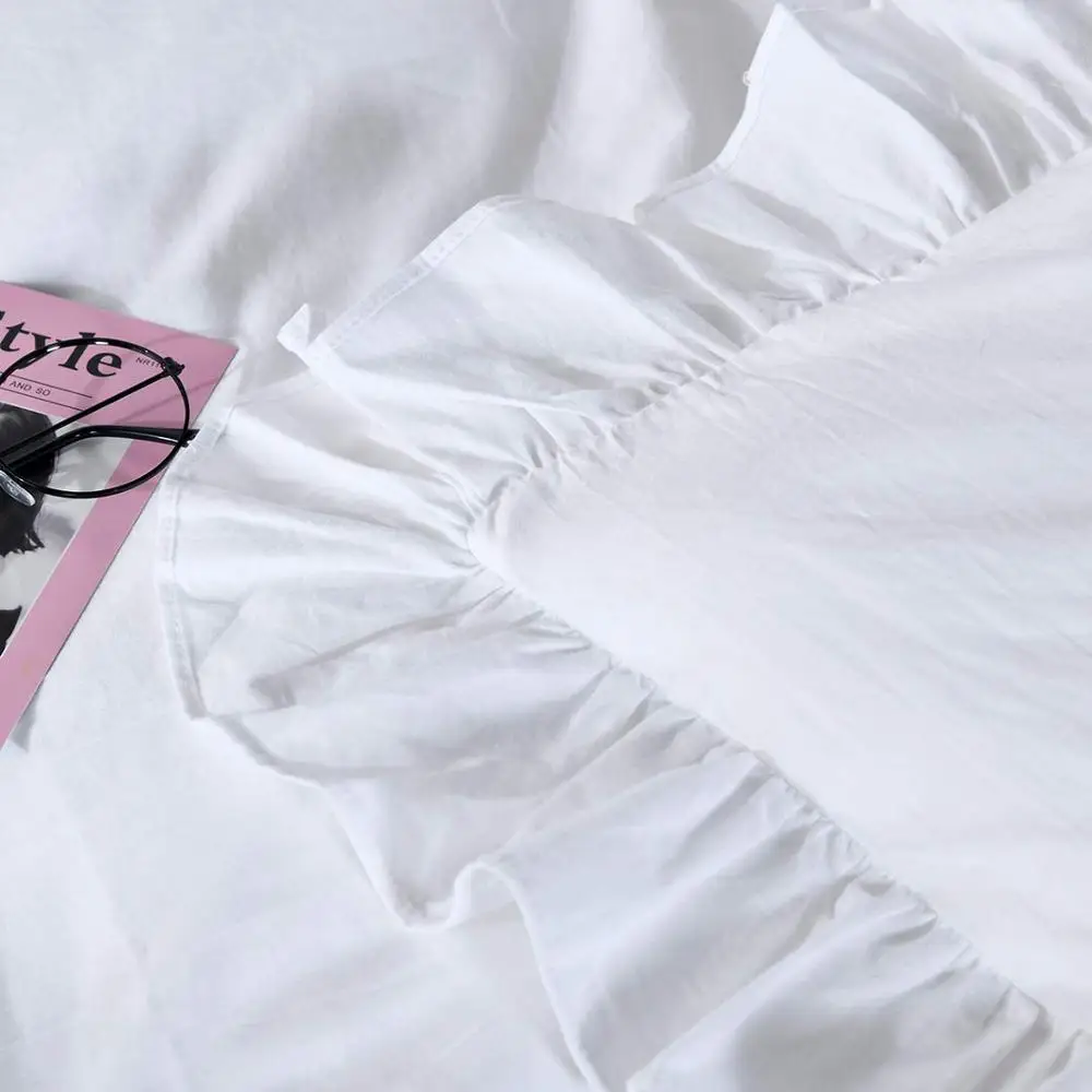 Комплект постельного белья из 3 предметов пододеяльник с оборками