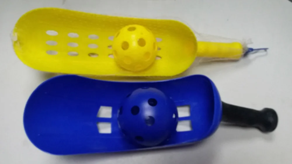 Indoor Outdoor Sport Toy Plastic Scoop Catch Launcher educational toys