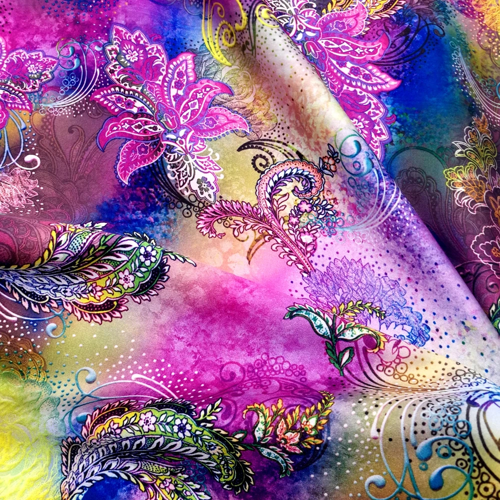 Factory custom paisley printing clothing fabrics