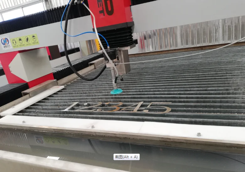 Машина для резки струей воды из нержавеющей стали