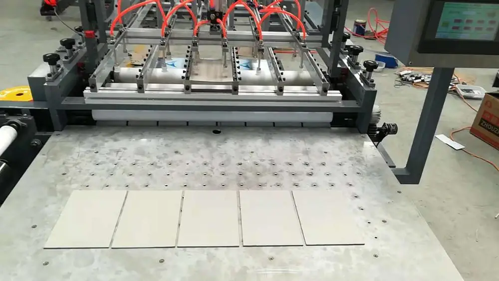 Машина для производства чехлов в твердом переплете по заводской цене