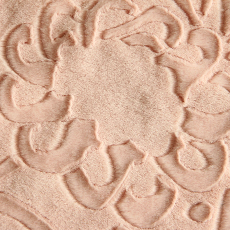 
Hot Sale smooth Leopard Print Pv fur Plush Fleece China blanket long hair flannel soft micro flannel fleece fabric for blanket 