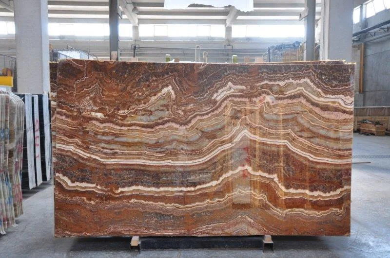 onyx translucent marble slabs, golden onyx for wall decoration backlit showroom design onyx