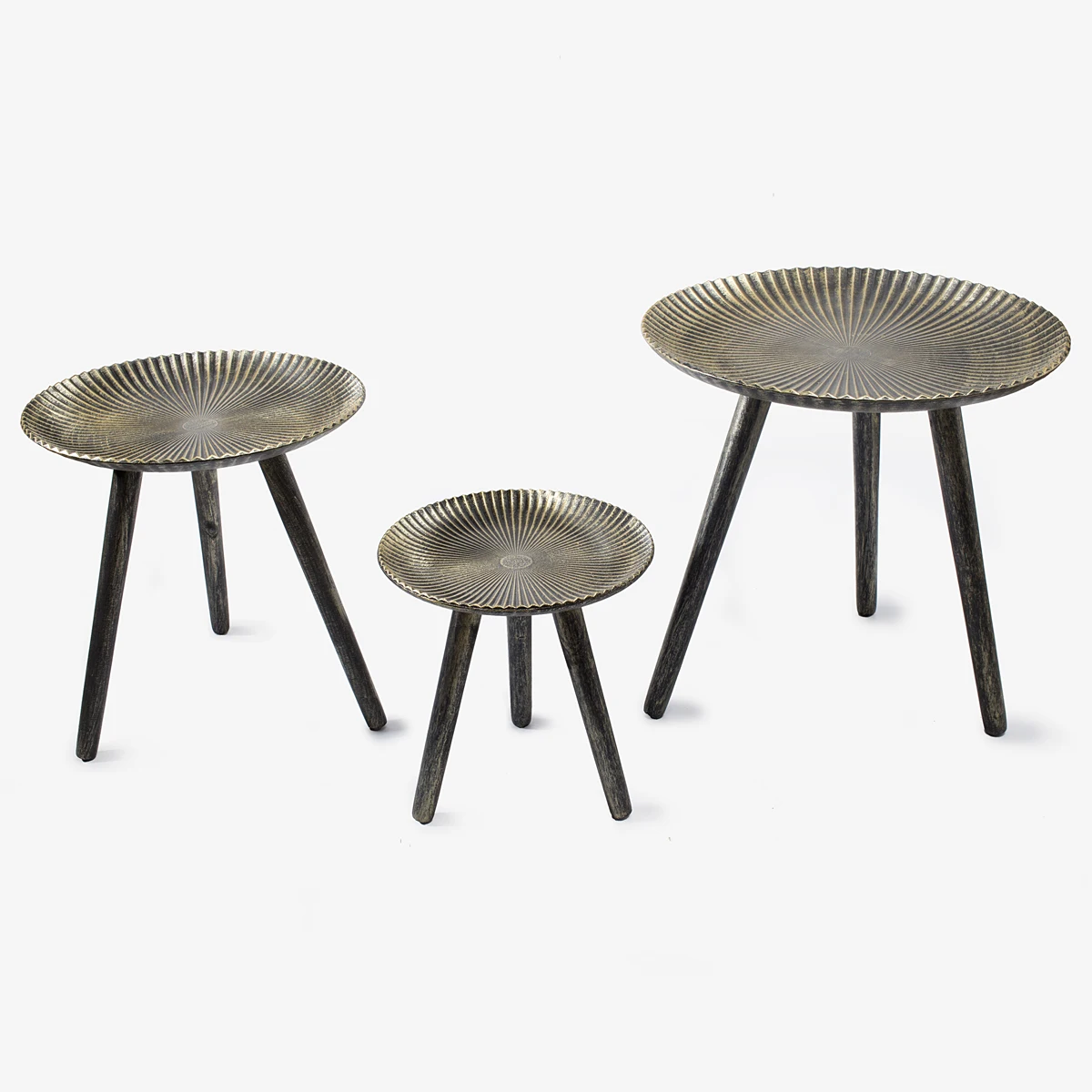 Farmhouse Round Dining Table with Sleek Slanted Metal Legs and Grey Wood Table Top Veneer