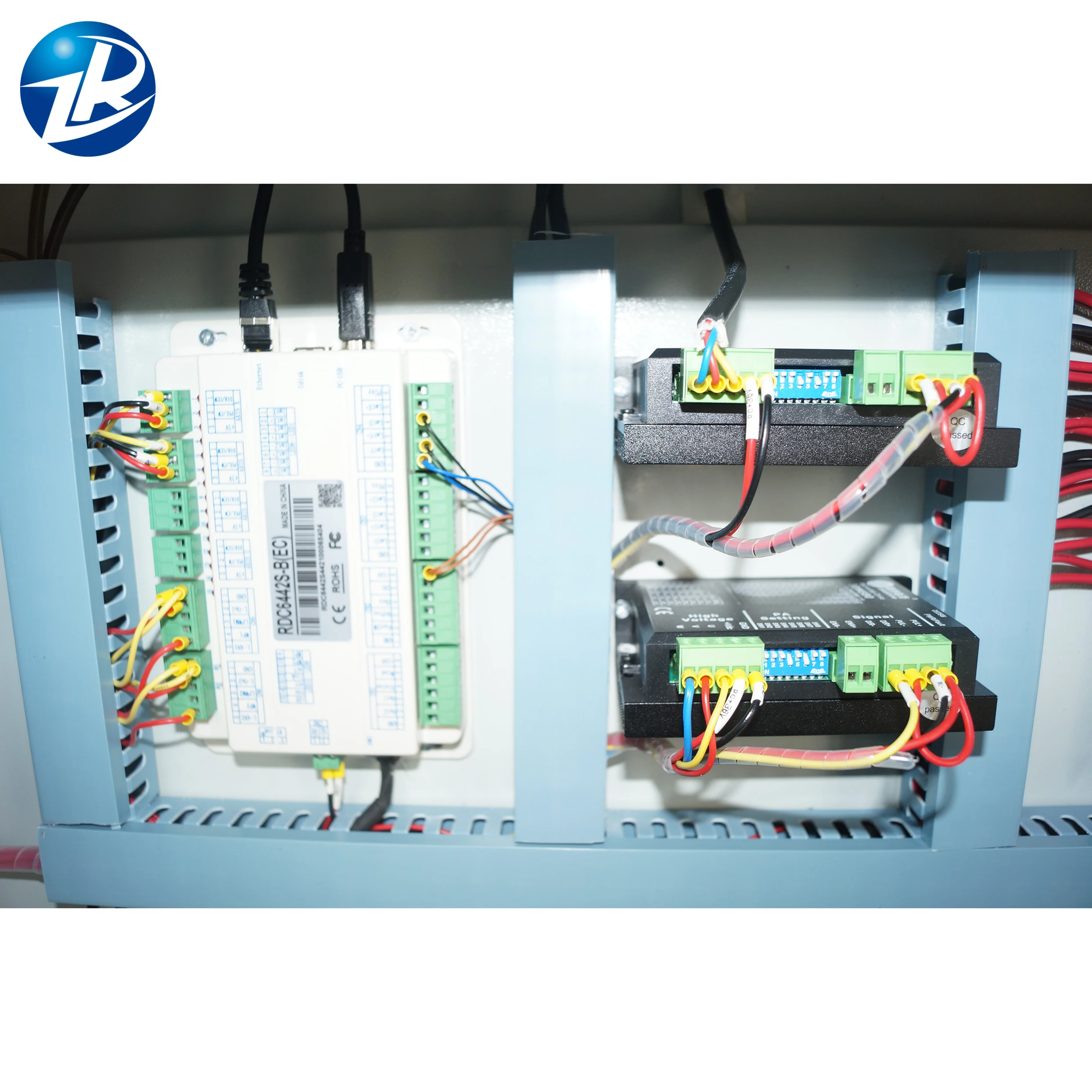 SHZR-LCL 1490 130W Machine Laser Cutting Plexiglass  3015 Clothing Laser Cutting Machine