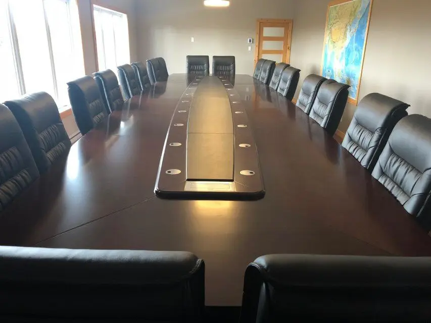 Стул для конференц-зала 20 человек