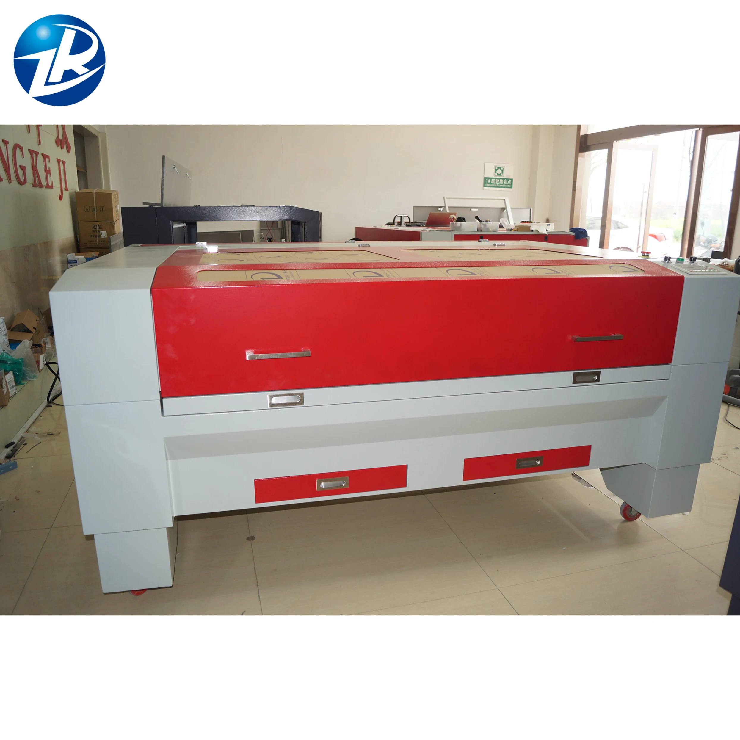 SHZR-LCL 1490 130W Machine Laser Cutting Plexiglass  3015 Clothing Laser Cutting Machine