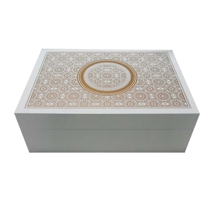 
High end luxury velvet lining glossy Ramadan wooden gift packaging box 