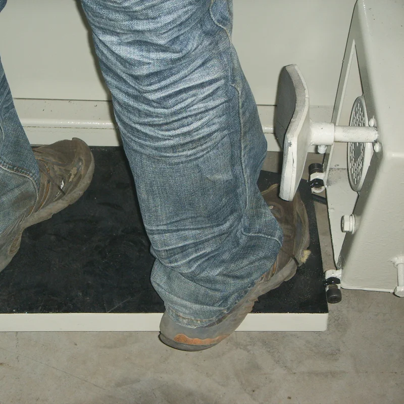 Китайские оптовые поставщики Высокоэффективная ленточная машина для закрытия краев