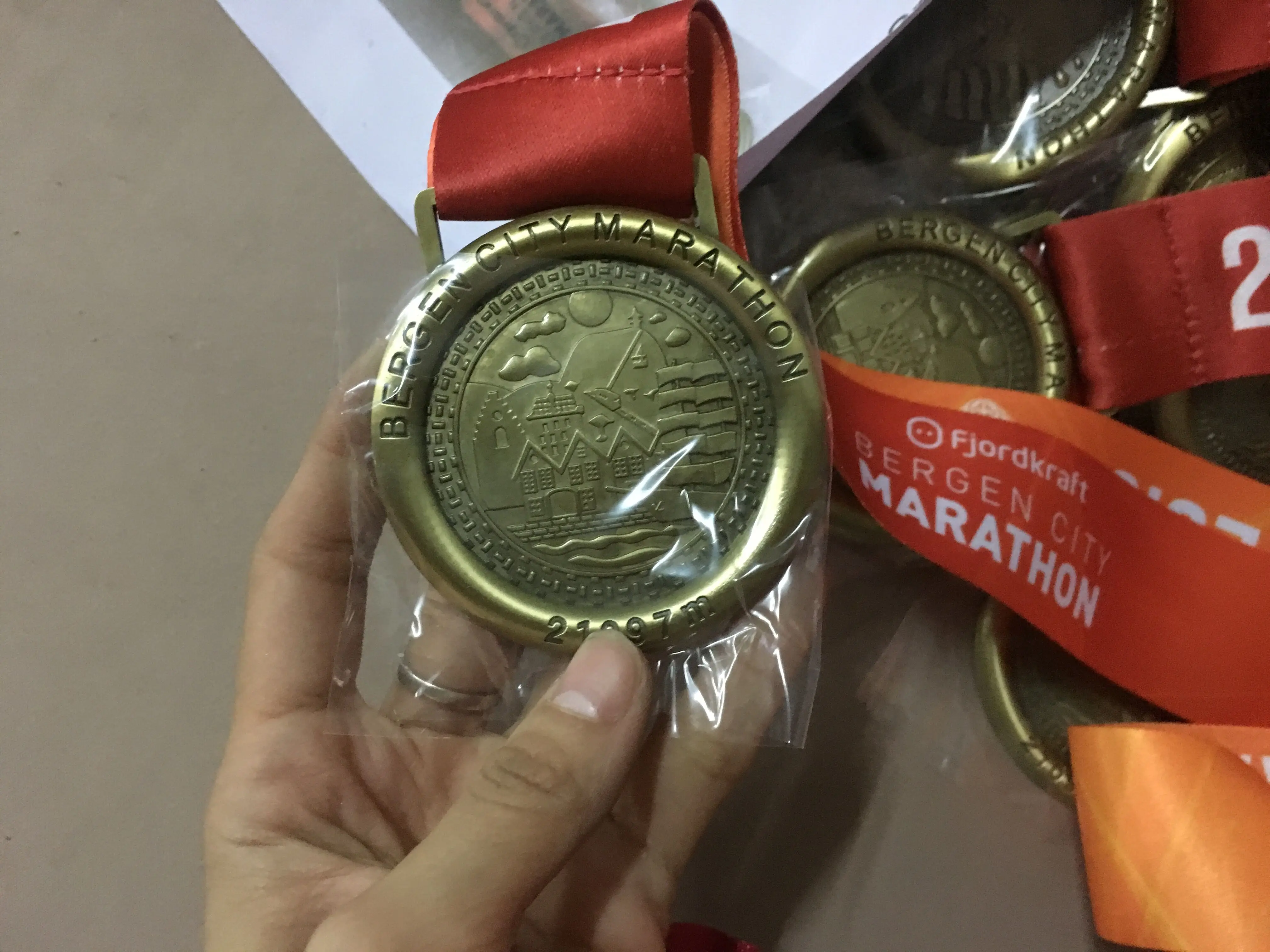 Hot sale High Quality Custom metal coin medal souvenir Graduate student medals