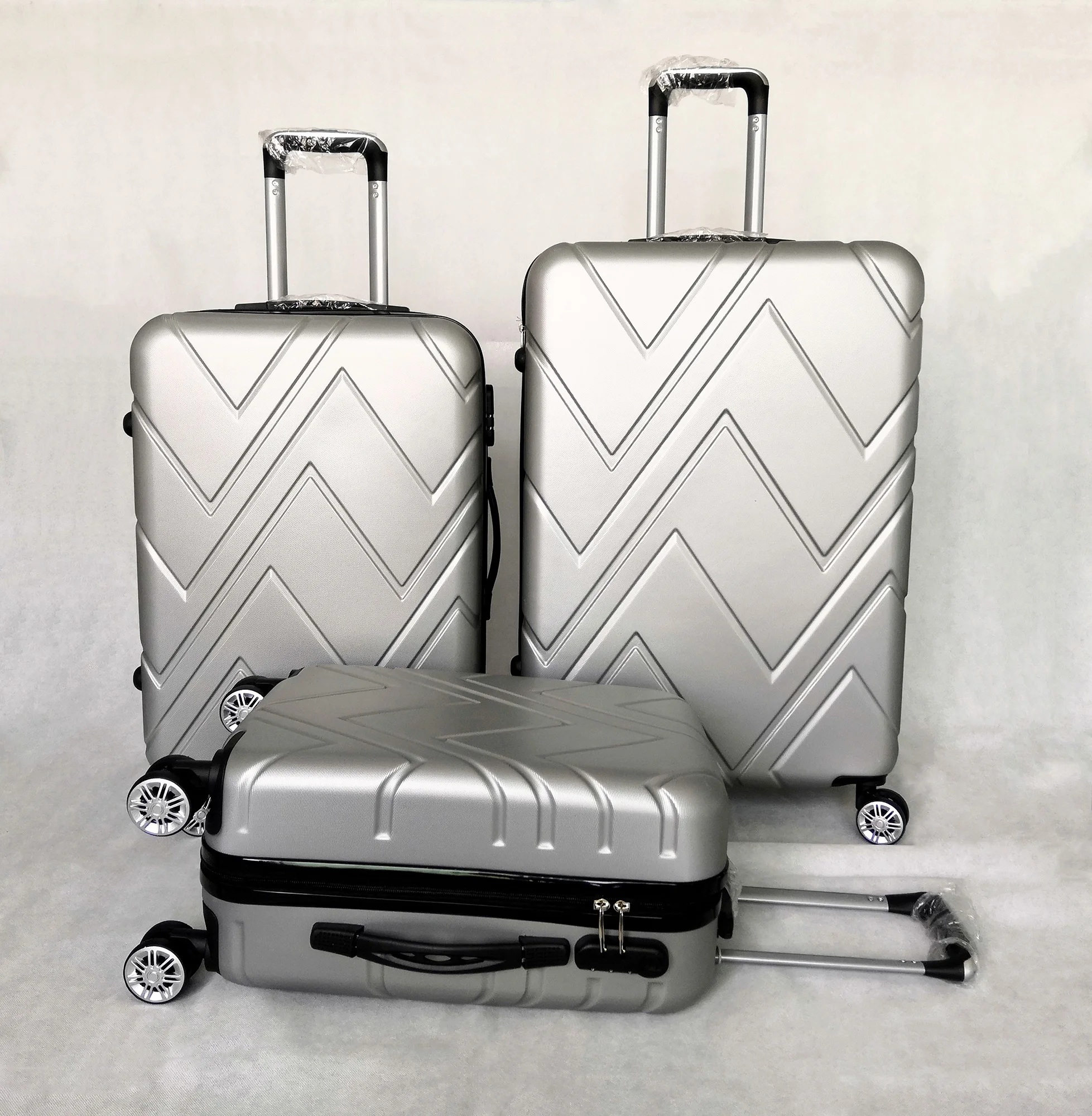 Lady decorative 4 wheel hard suitcase stock luggage for children