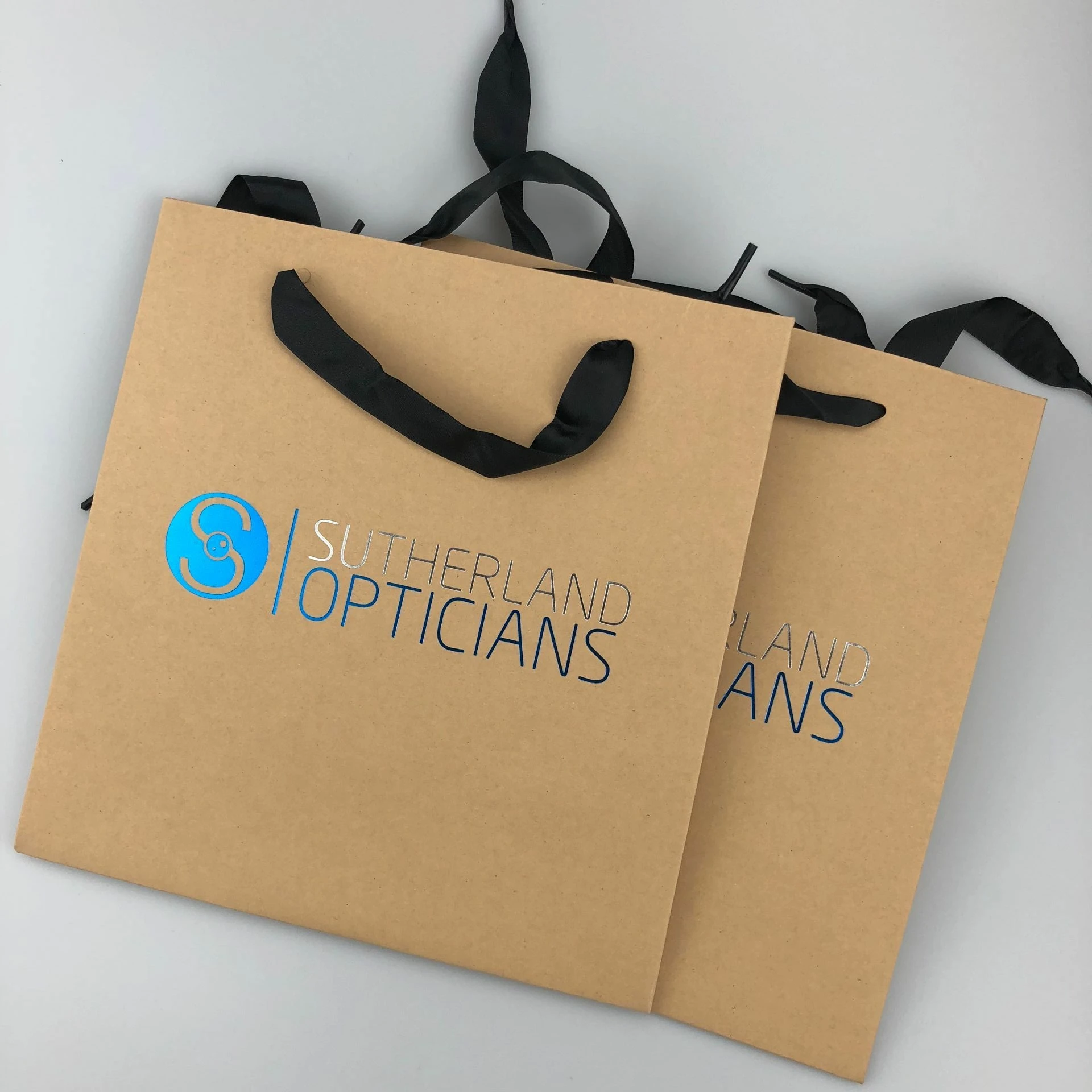 Black Foldable Packing Paper Bag High Quality for Clothes /Gifts Made in Guangzhou