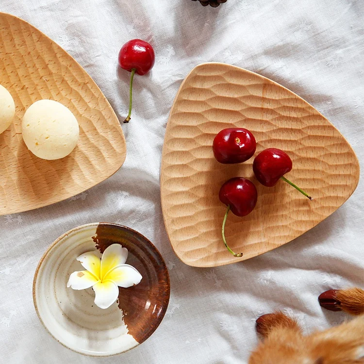 Creative Japanese Hand-carved  Tortoise Shell  Triangle  Beech Wood  Snack Dish