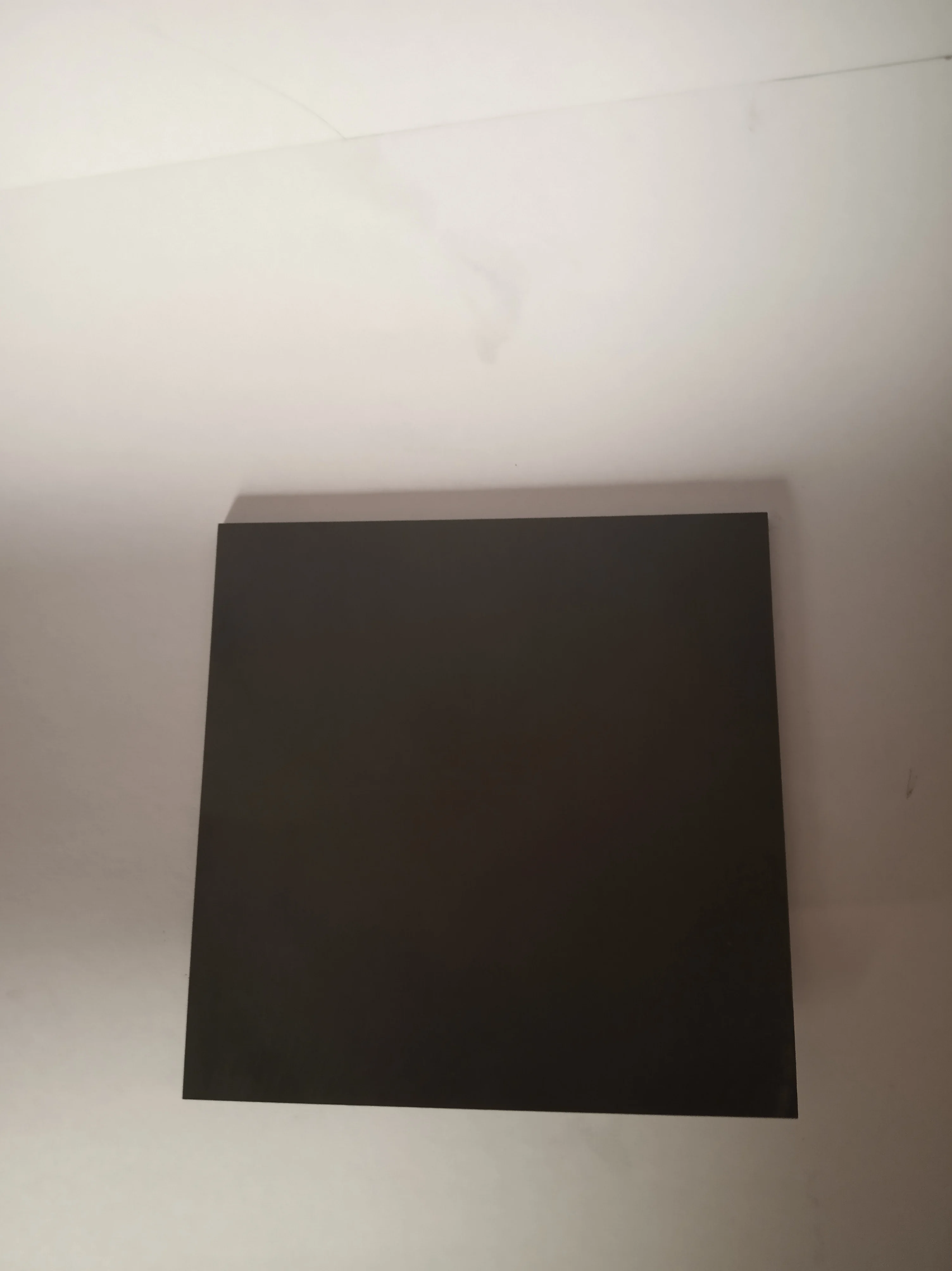 Good compression resilience high density graphite sheet for electrolysis