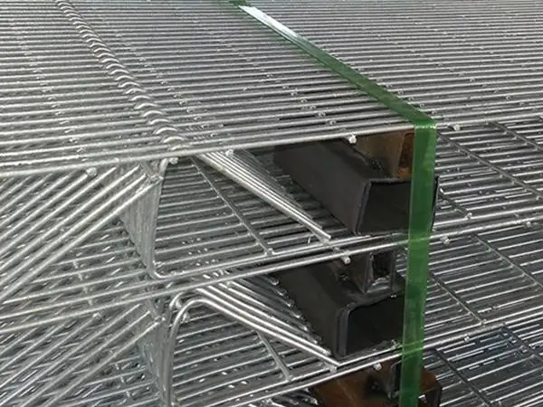 Горячеоцинкованная раскладная панель BRC для ограждения используется сада