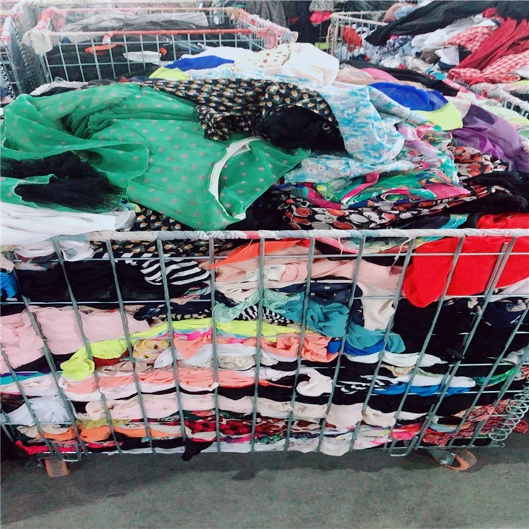 2022  fashion korea used lady clothes dress men used shoes on sale second hand old wear used clothing