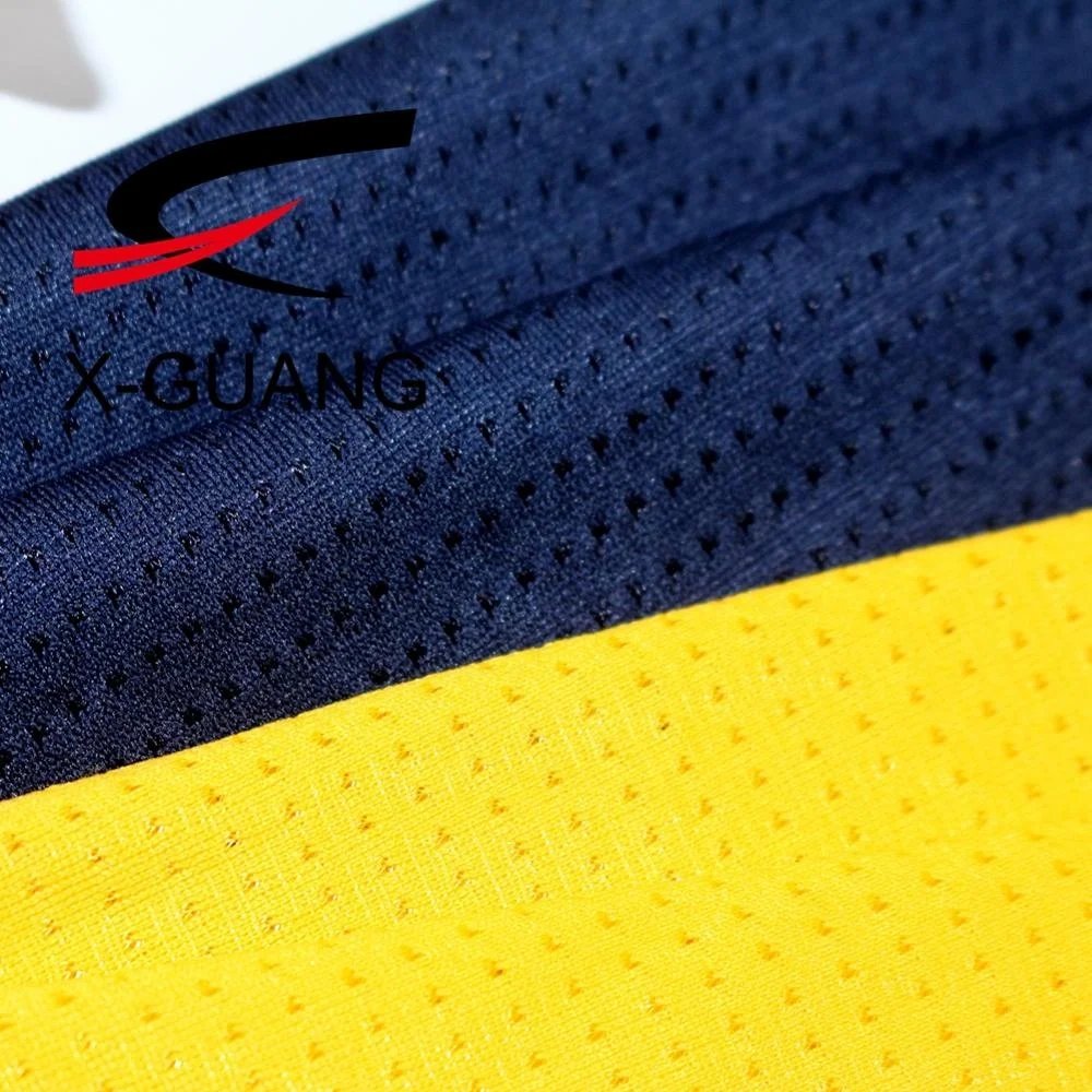 
 Сетчатая подкладка из 100 полиэстера, в наличии  