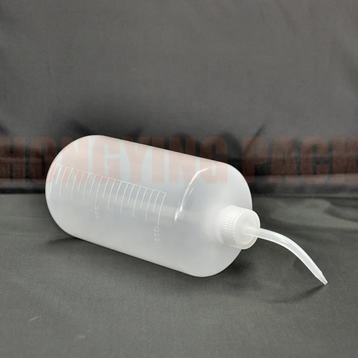 Laboratory consumables 1000 ml wash bottle