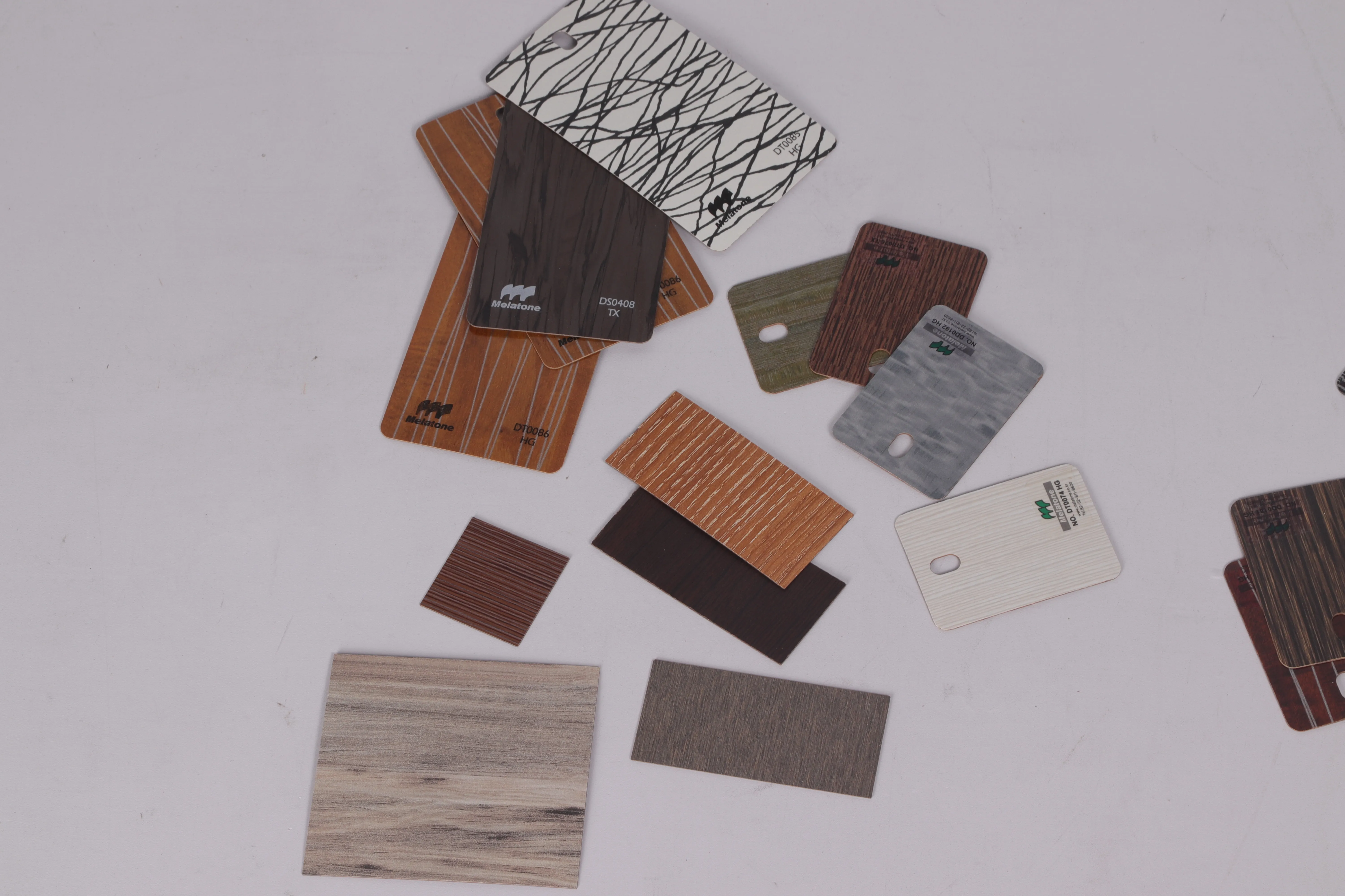 Альбом для образцов из ламинированного шпона