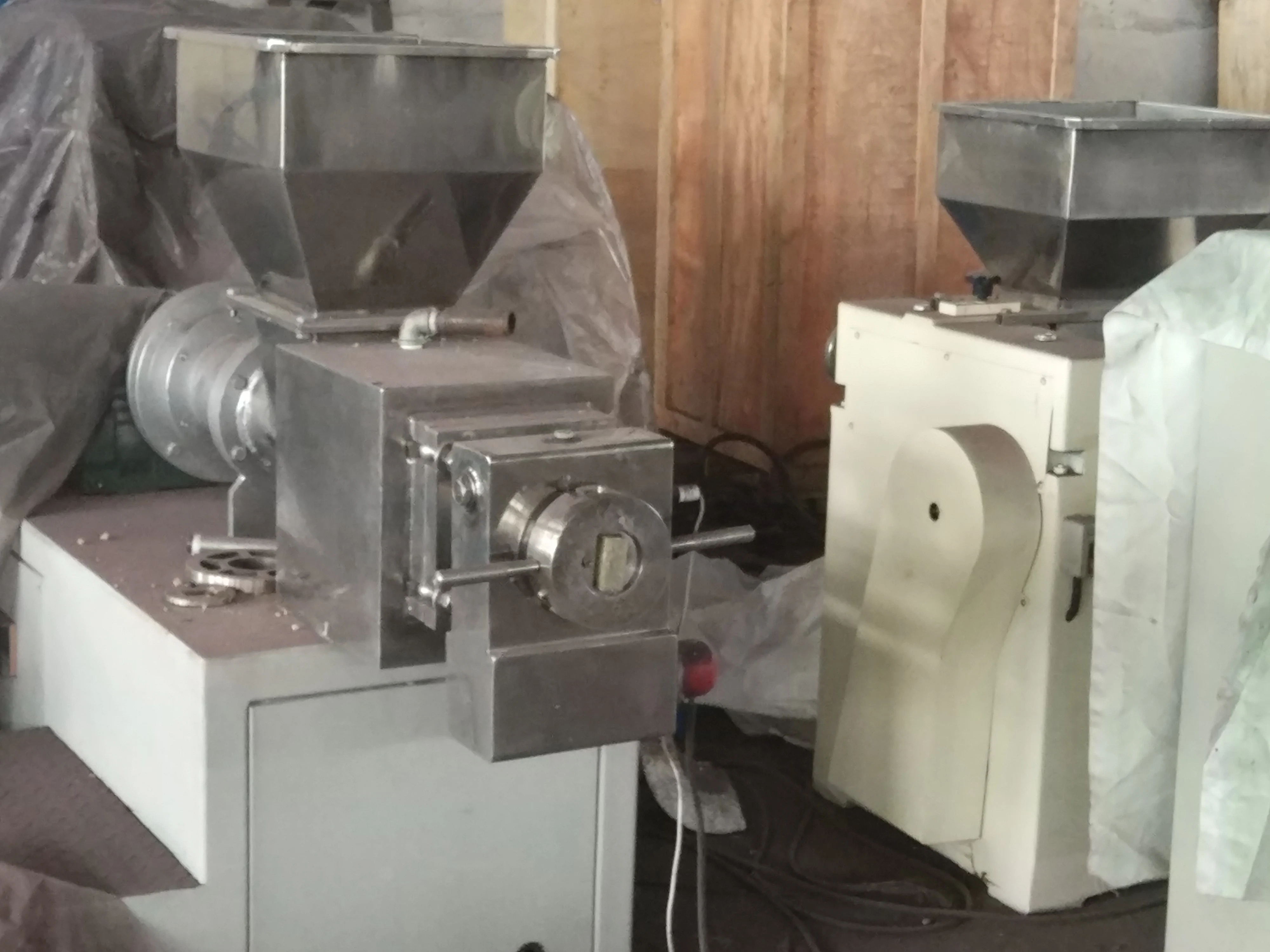 small scale toilet soap making machine
