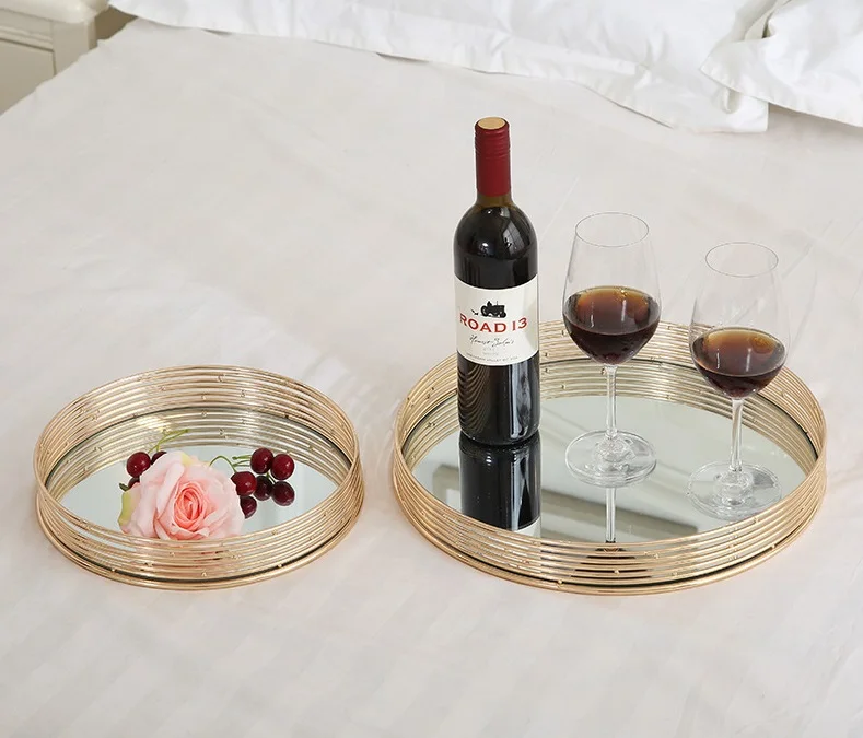 100% Круглый Золотой металлический зеркальный сервировочный поднос ручной работы для домашнего декора и отеля