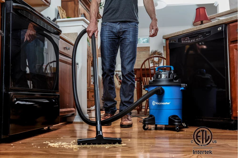 Vacmaster portable Wet Dry vacuum cleaner with large casters, balanced top handle, integrated hose+cord storage-VOC507PF
