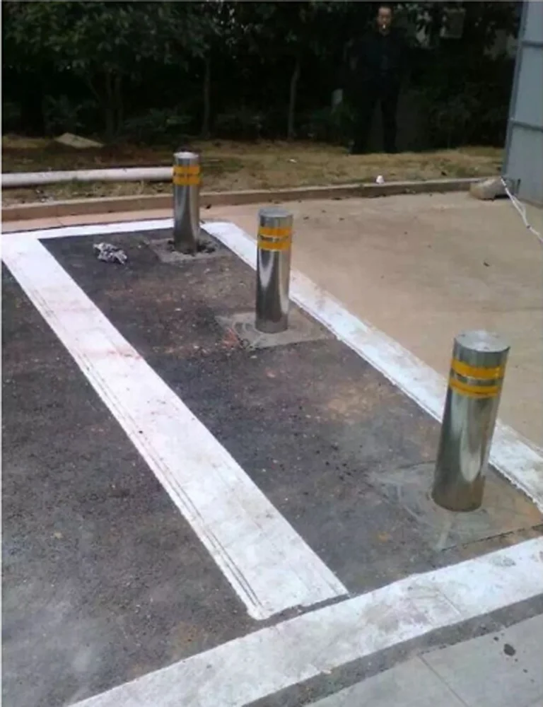 Stainless Steel Metal Traffic Manual Retractable Telescopic Parking Security Bollard For Vehicle Access Control