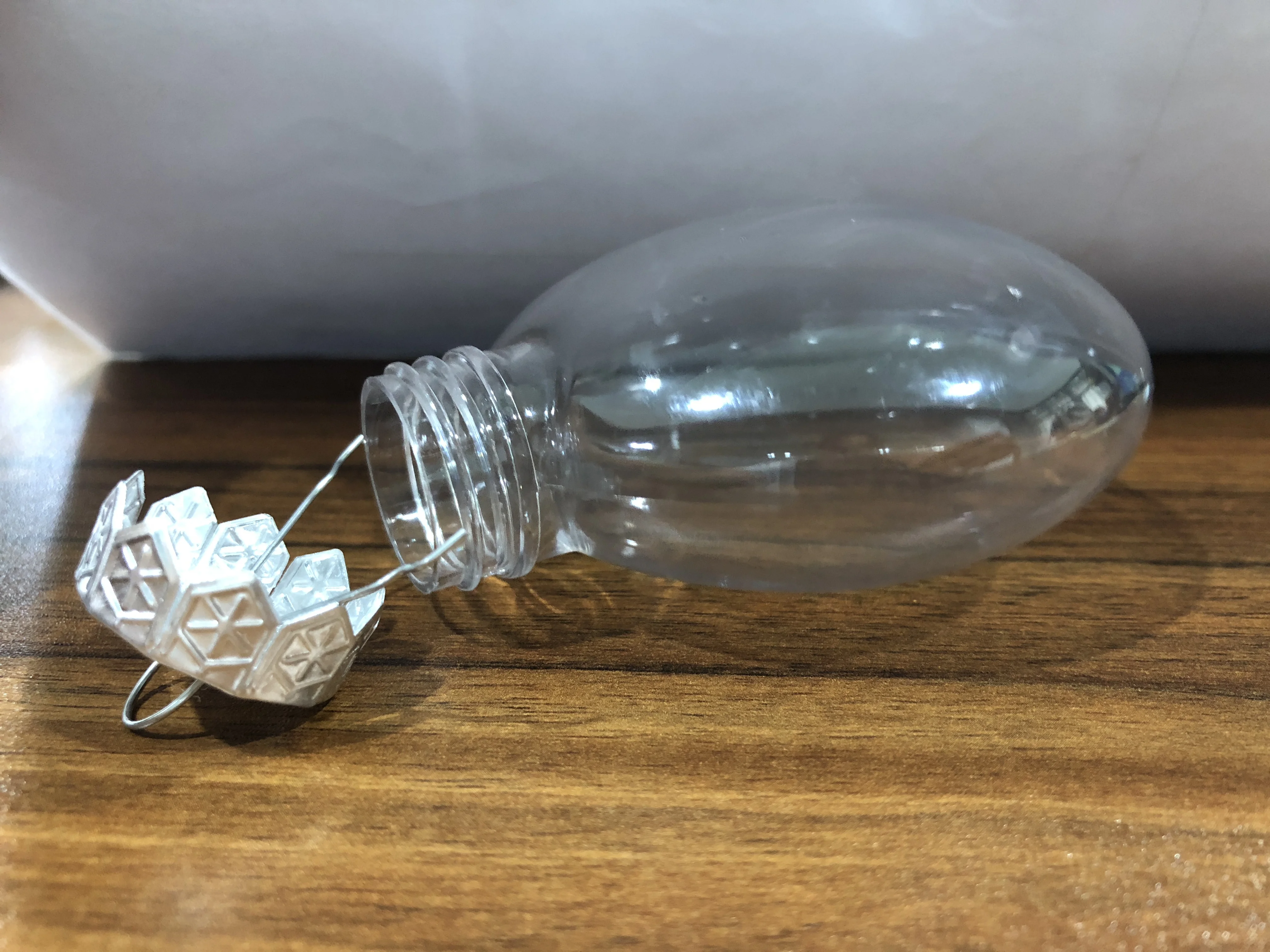 80mm  Clear Plastic Ball Flat Ball Shatterproof Clear Plastic Ornament
