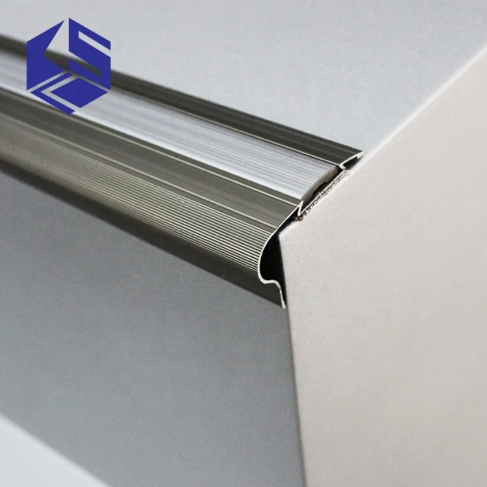 OEM professional rubber strip stair treads Anti slip aluminum stair nosing