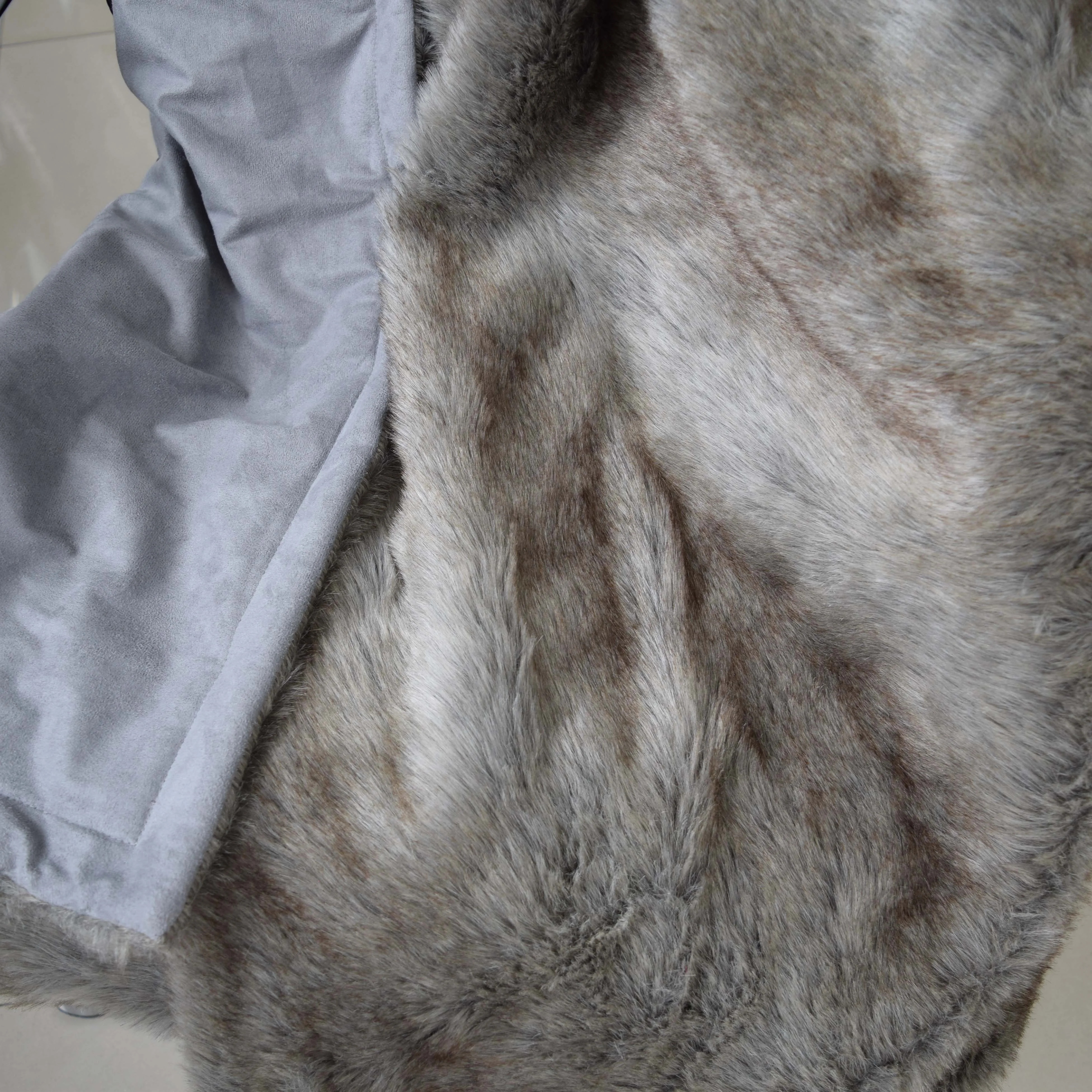 
High Quality Gradient Faux Fur Blanket Throw For Home Bedding and sofa 