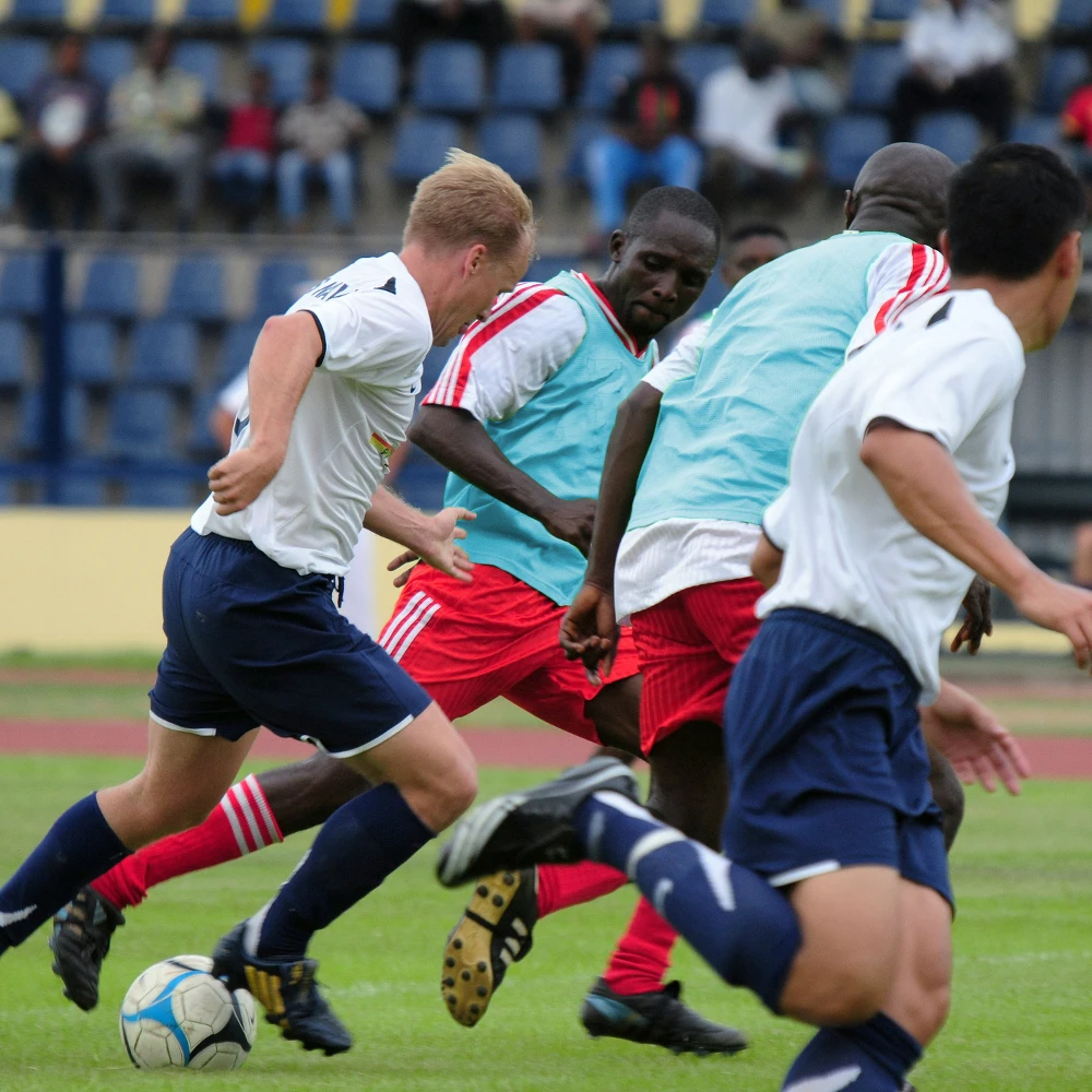 Wholesale Mesh Scrimmage Team Practice Bibs Pinnies Jerseys Soccer Uniform Training Vests for Sports Basketball Soccer Football