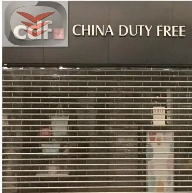 wholesale pc  crystal  Finished Surface and Rolling Open Style transparent roller shutter door