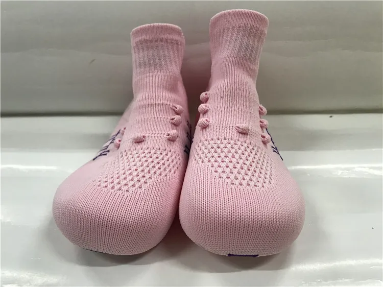 Sell breathable flying knit upper shoes comfortable sock shoe upper