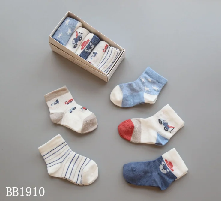 Baby winter cushion cartoon printed anti-slip socks with gift box