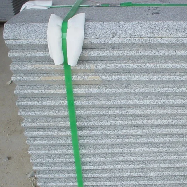 Бордюры и брусчатка, бордюры