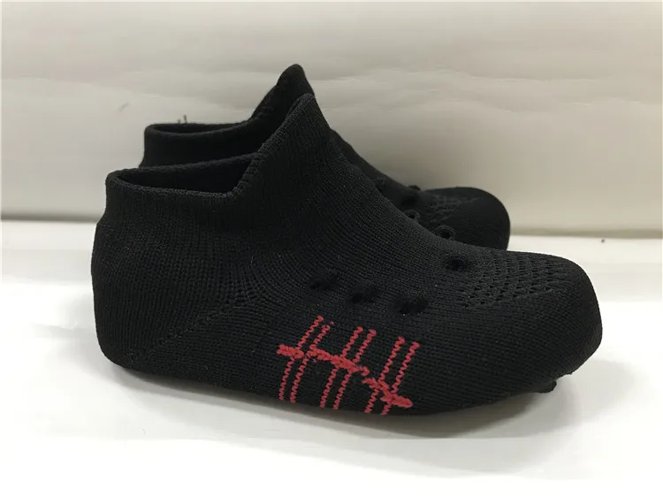 Sell breathable flying knit upper shoes comfortable sock shoe upper