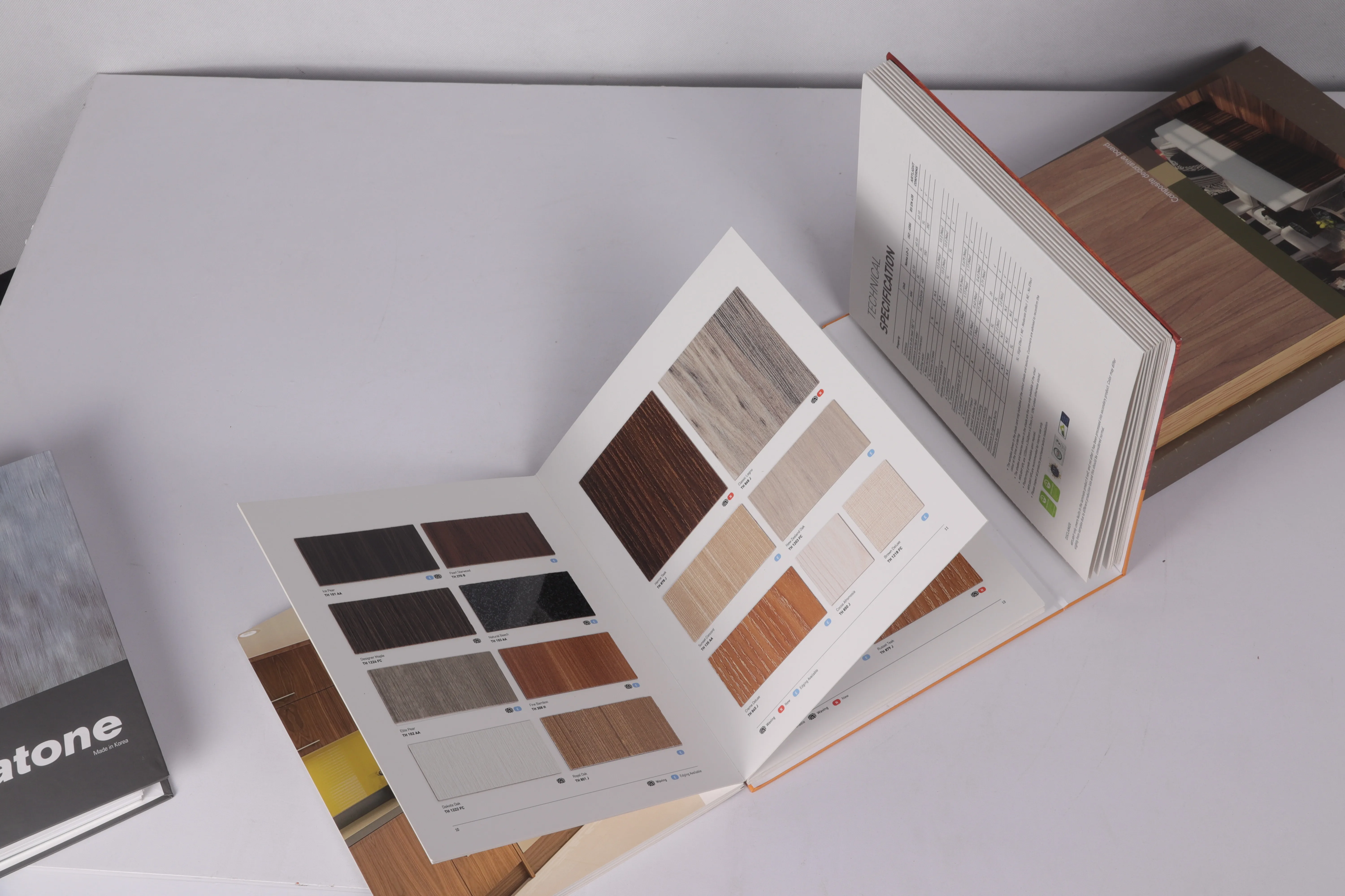 Альбом для образцов из ламинированного шпона