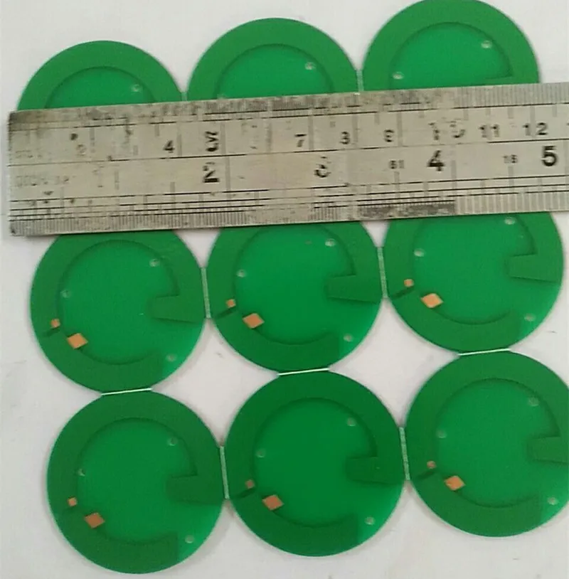 
698-960mhz 1710*2690mhz 3000-3900mhz Circle PCB Antennas Long Rang LTE 4G Antenna 