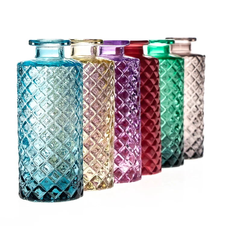 Home Decorative Wholesale 150ml 5oz Engraving Colorful Crystal Glass Perfume Diffuser Vase Bottle with Stopper