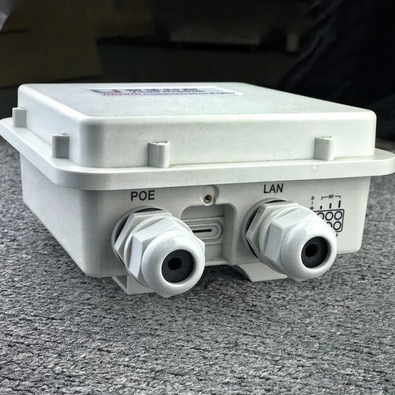 3g 4g lte wireless outdoor router with poe, sim card slot and rj45 and CPE support  LTE FDD. B1,3,7,8,20 ,LTE TDD B38, B40.