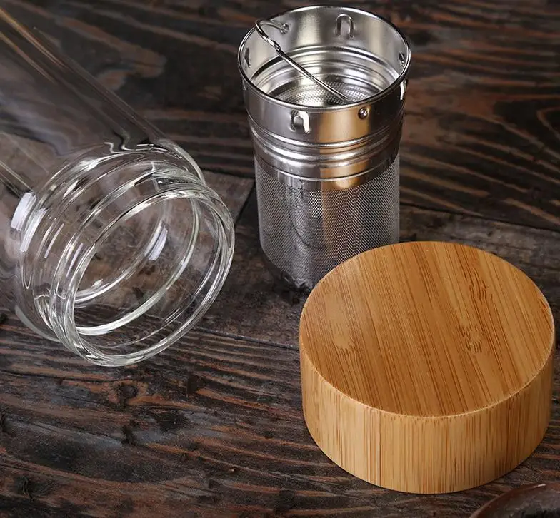 Double wall customized borosilicate glass bottle with stainless steel infuser and bamboo cap Insulated tea infuser bottle 450ml