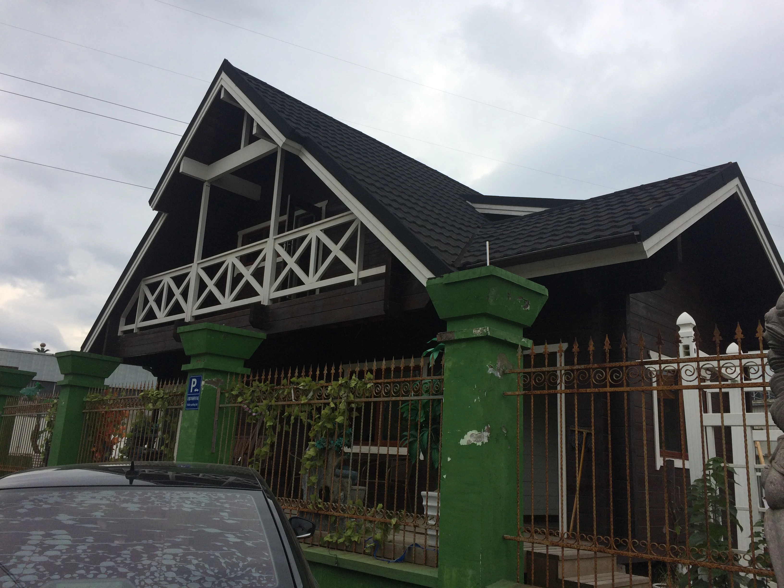 2 floors prefabricated wooden house