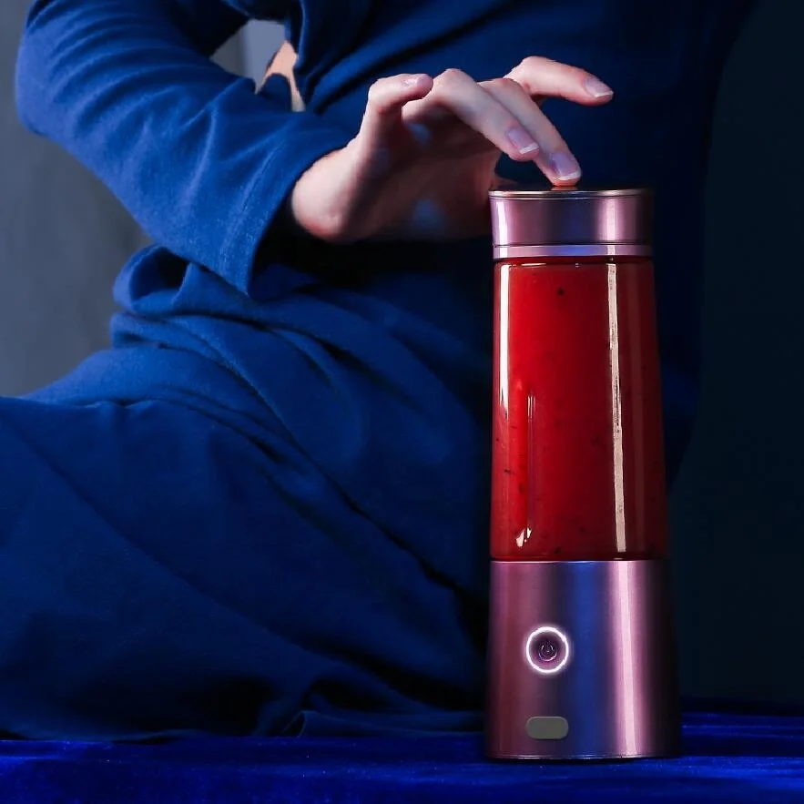 Wholesale fashion painting 7.4V auroral purple rechargeable personal mini size portable blender smoothie maker usb blender