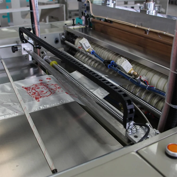 
PE Sack Making Machine With Hot Sealing And Cutting 