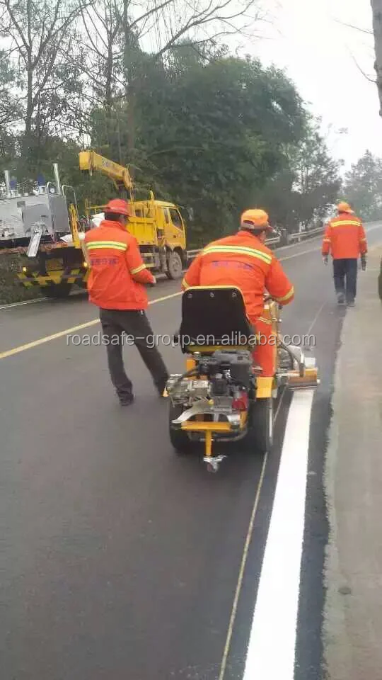 Driving type thermoplastic paint line  road marking machine